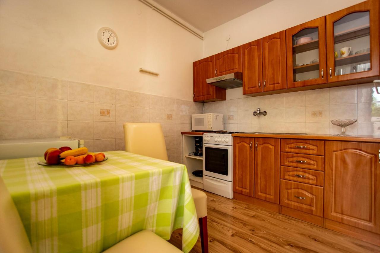 Apartmani Jurman Matohanci エクステリア 写真
